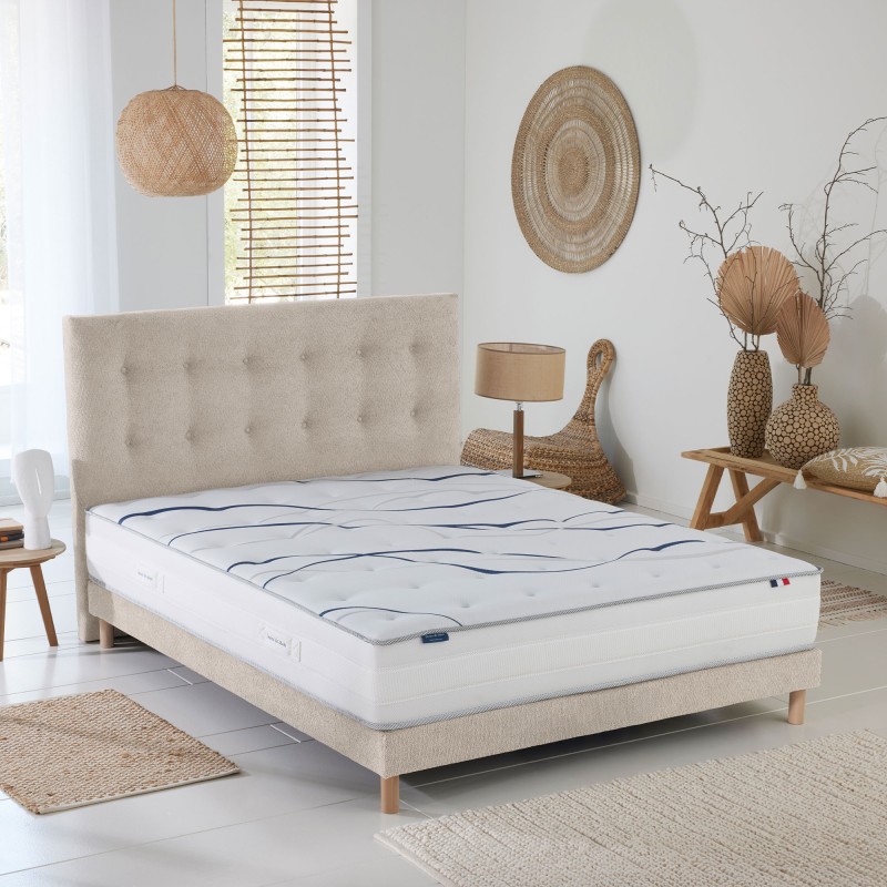 Matelas mousse NUVIA, haute densité, 21 cm d'épaisseur